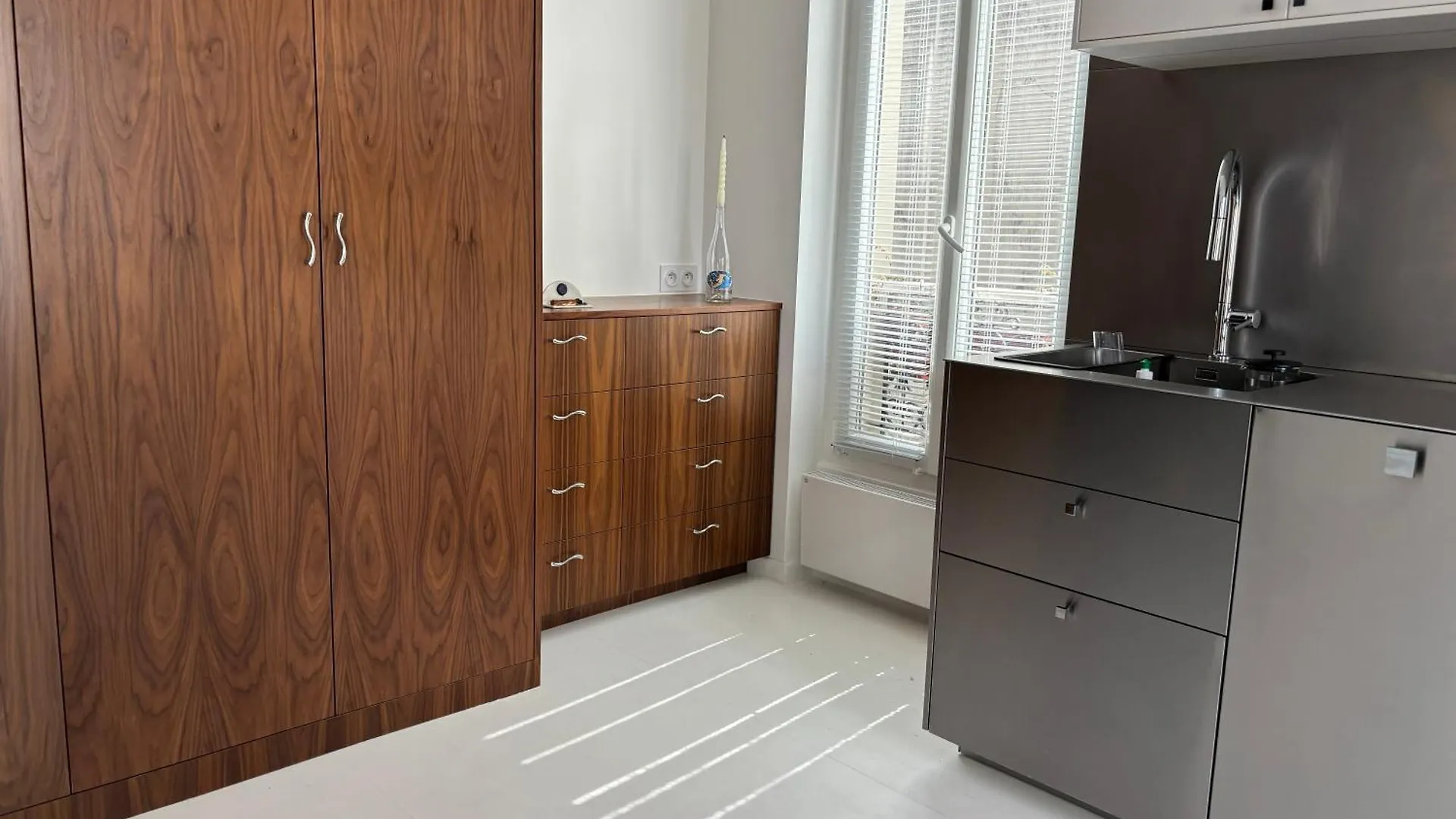 Modern & Charming Design Apartment - Near Pere Lachaise Paris